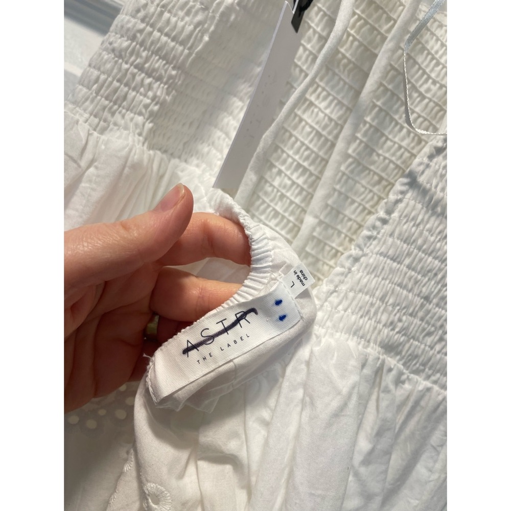 Cottage dress in white Astr the label size Large - Picture 8 of 10